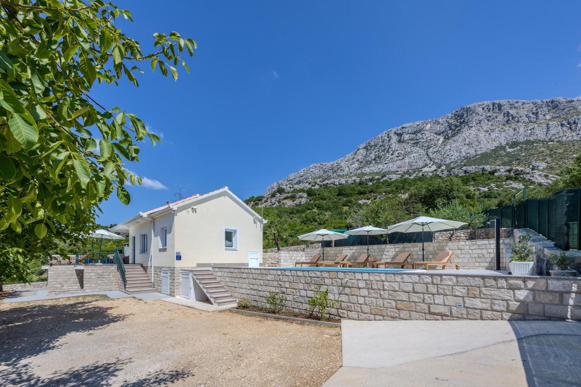 Private Villa Golden Hour With A View Of Split Area Kaštel Sućurac Eksteriør bilde