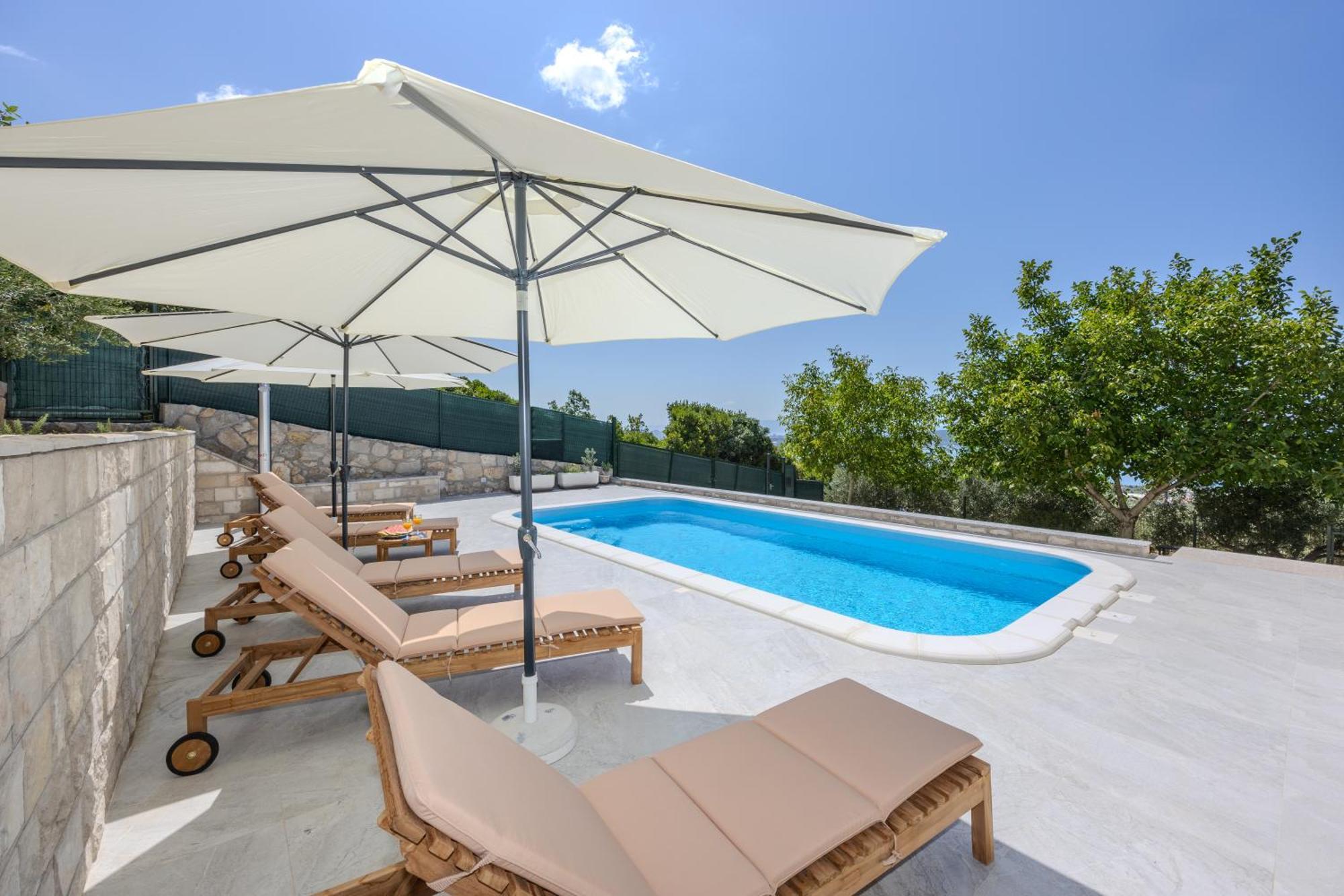 Private Villa Golden Hour With A View Of Split Area Kaštel Sućurac Eksteriør bilde
