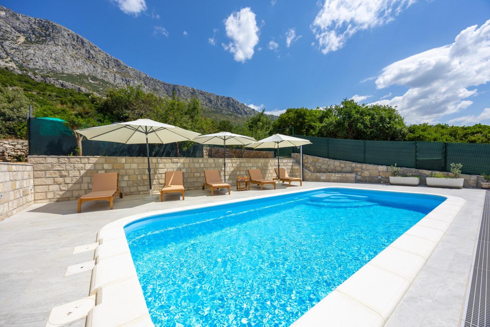 Private Villa Golden Hour With A View Of Split Area Kaštel Sućurac Eksteriør bilde