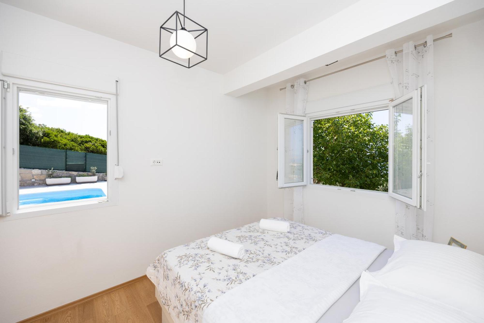 Private Villa Golden Hour With A View Of Split Area Kaštel Sućurac Eksteriør bilde