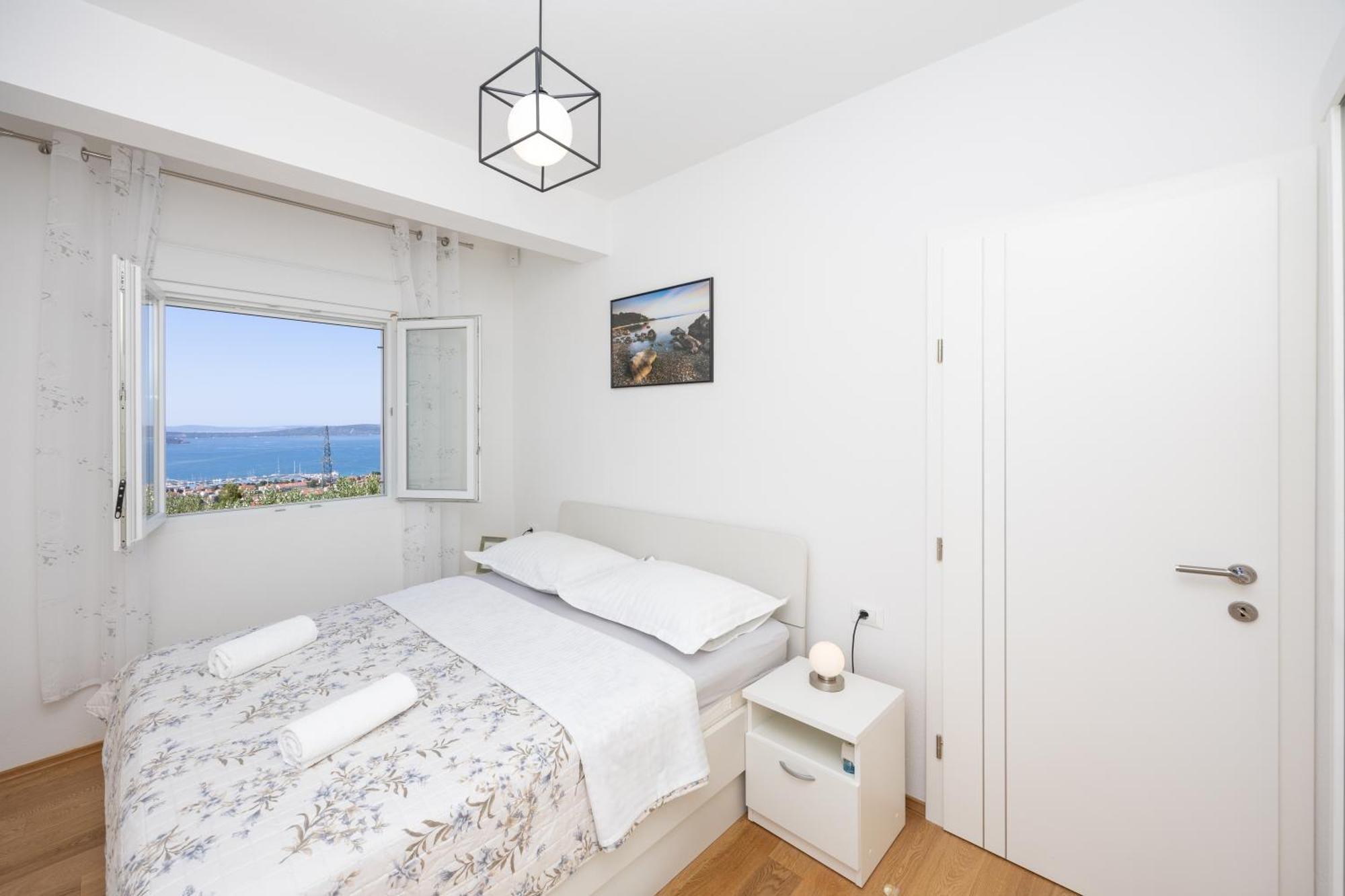 Private Villa Golden Hour With A View Of Split Area Kaštel Sućurac Eksteriør bilde